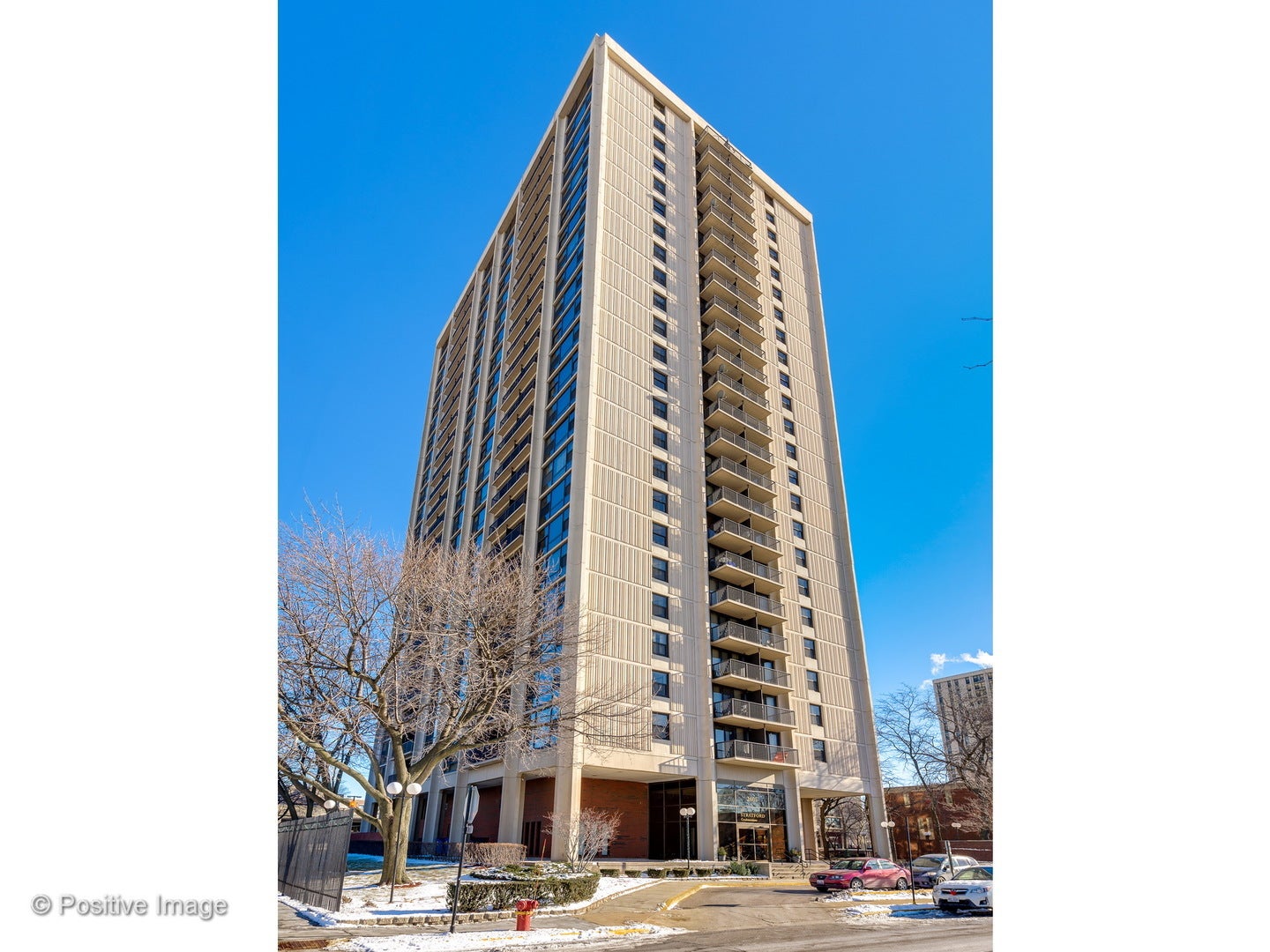 2605 S Indiana Avenue 2304 — photo