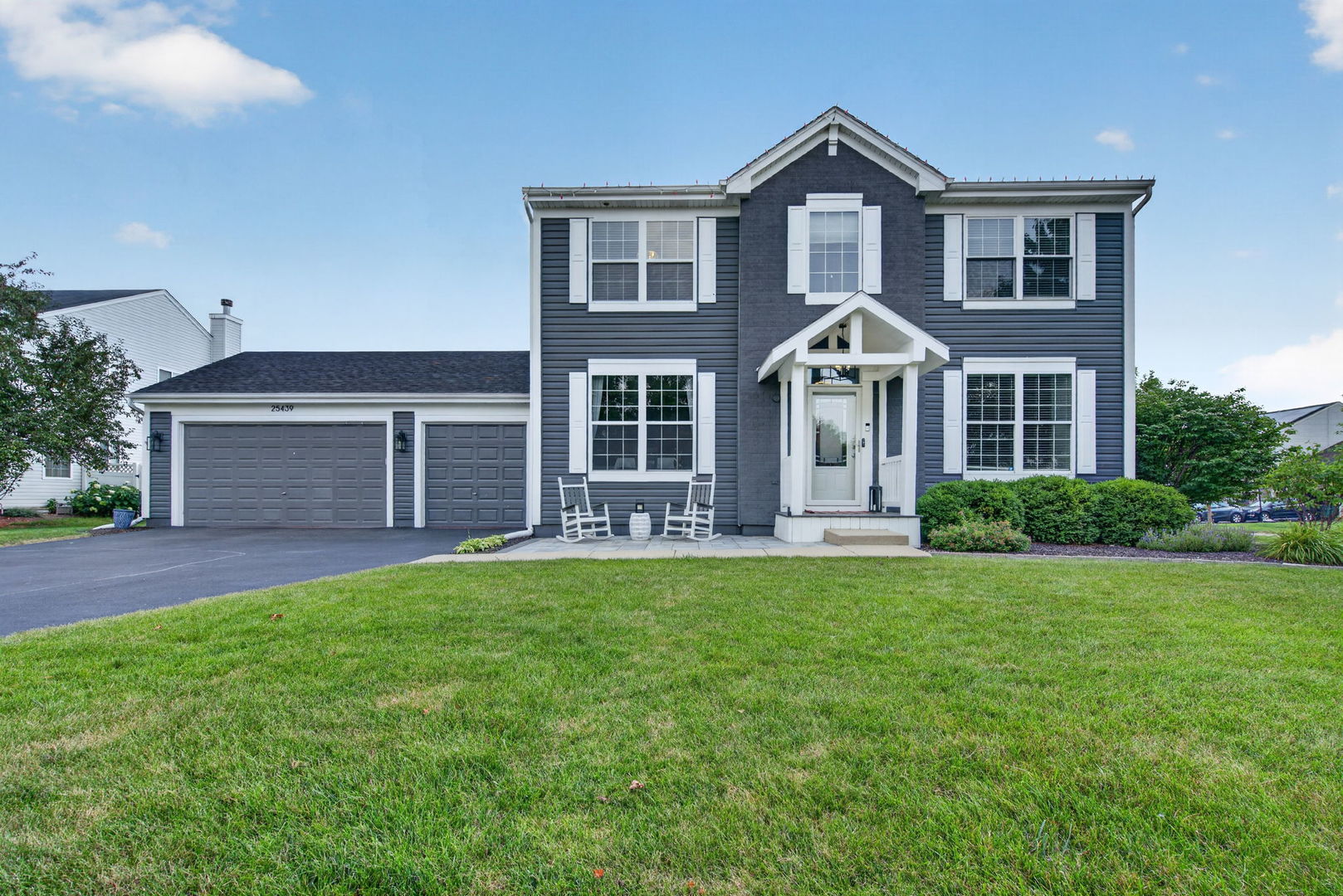 25439 Bower Court — photo