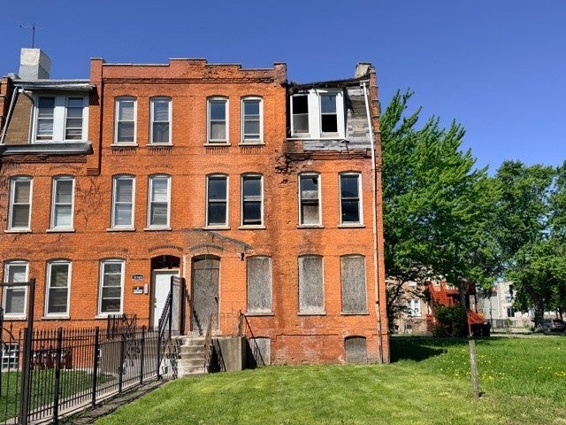 10506 S Maryland Avenue — photo