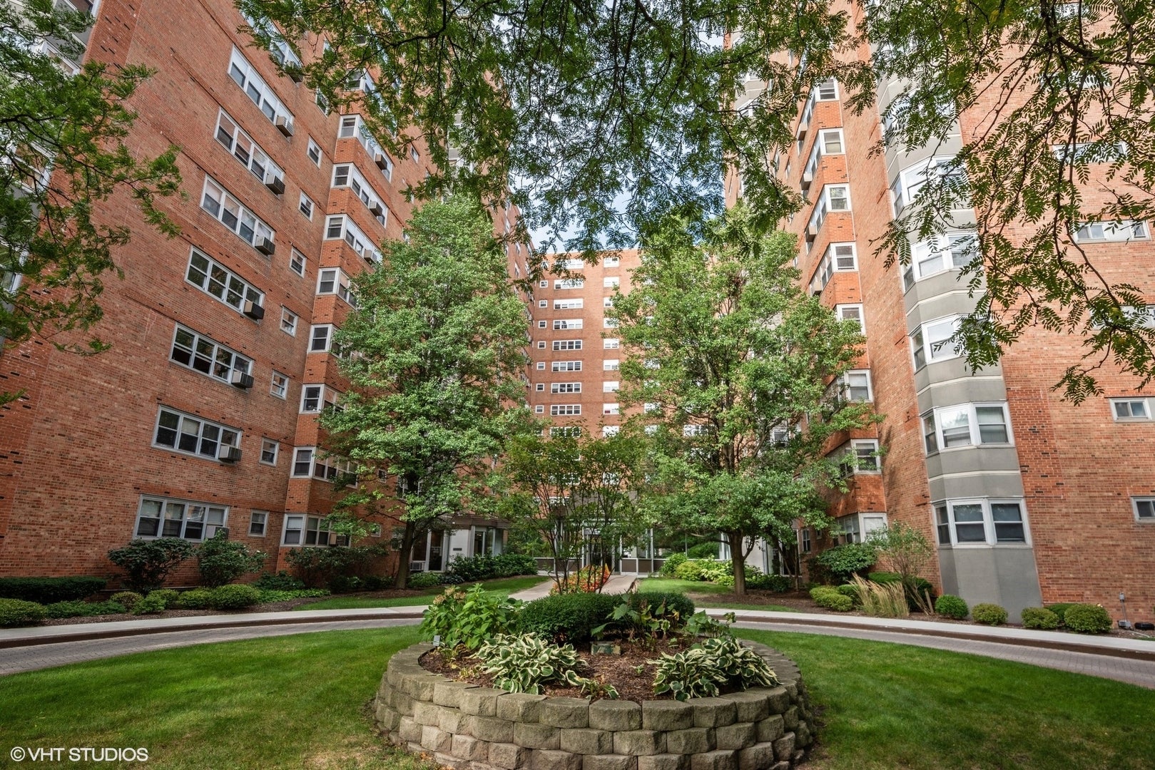 4980 N Marine Drive 432 — photo