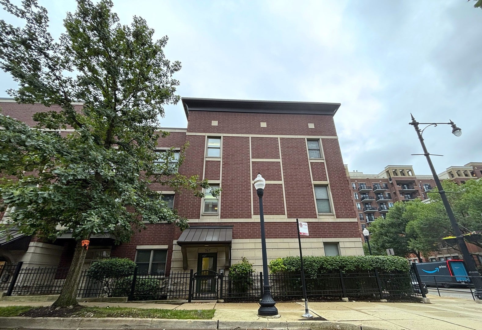 767 W 15th Street 308 — photo