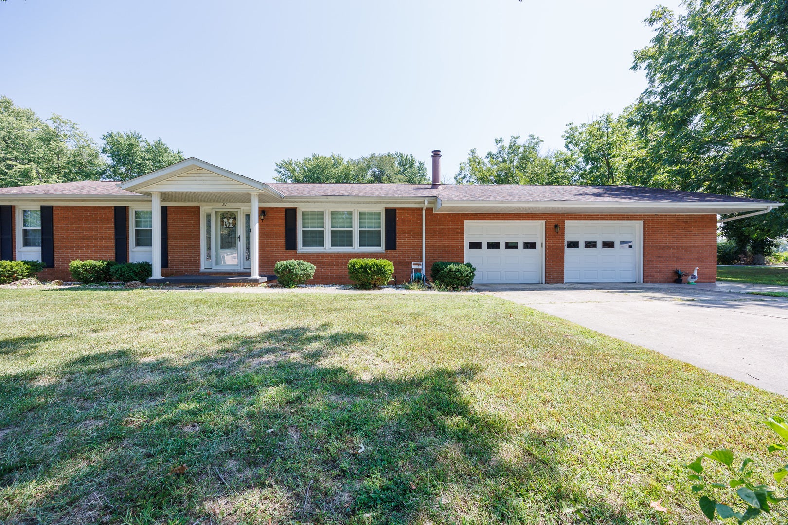 21 Crestwood Lane — photo