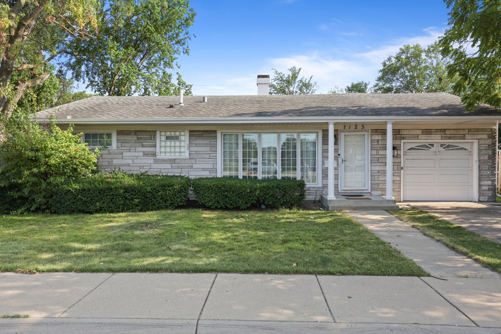 7125 Simpson Street — photo