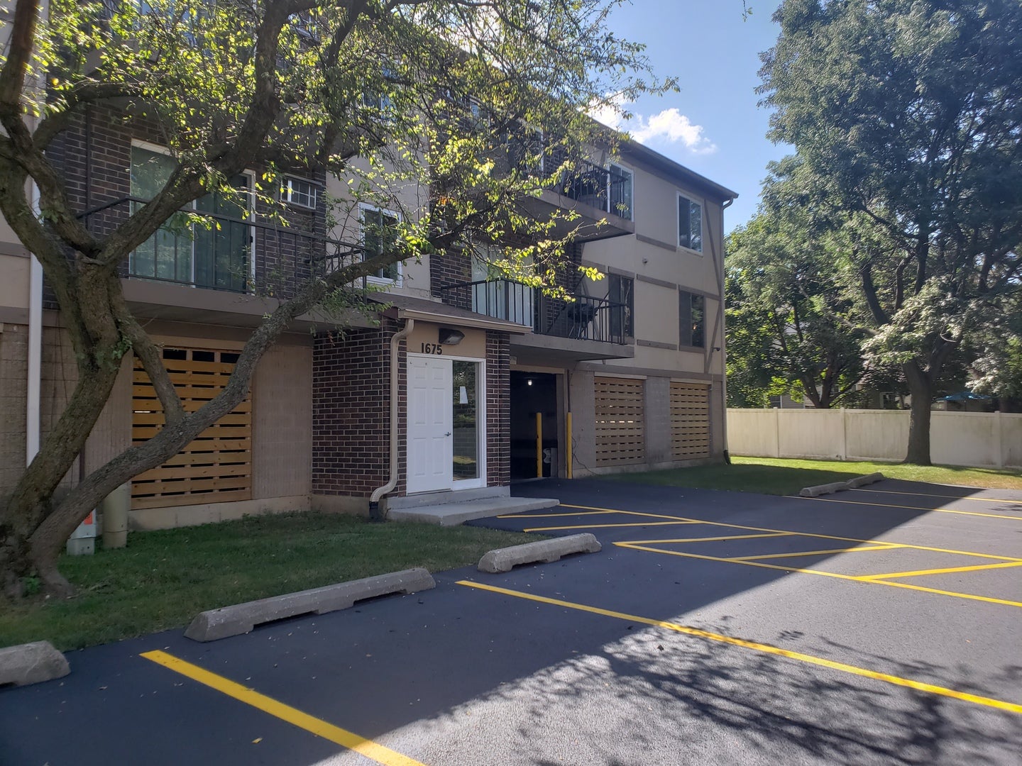 1675 Kiowa Circle 103 — photo