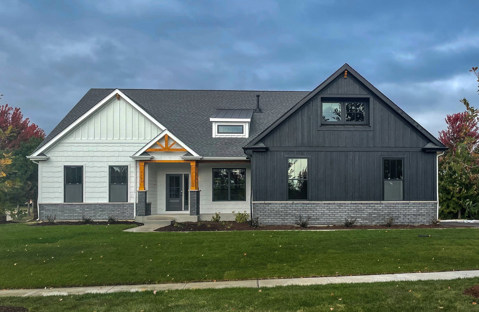 214 Burr Oak Circle — photo