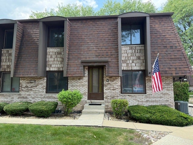 15802 Laramie Avenue H — photo