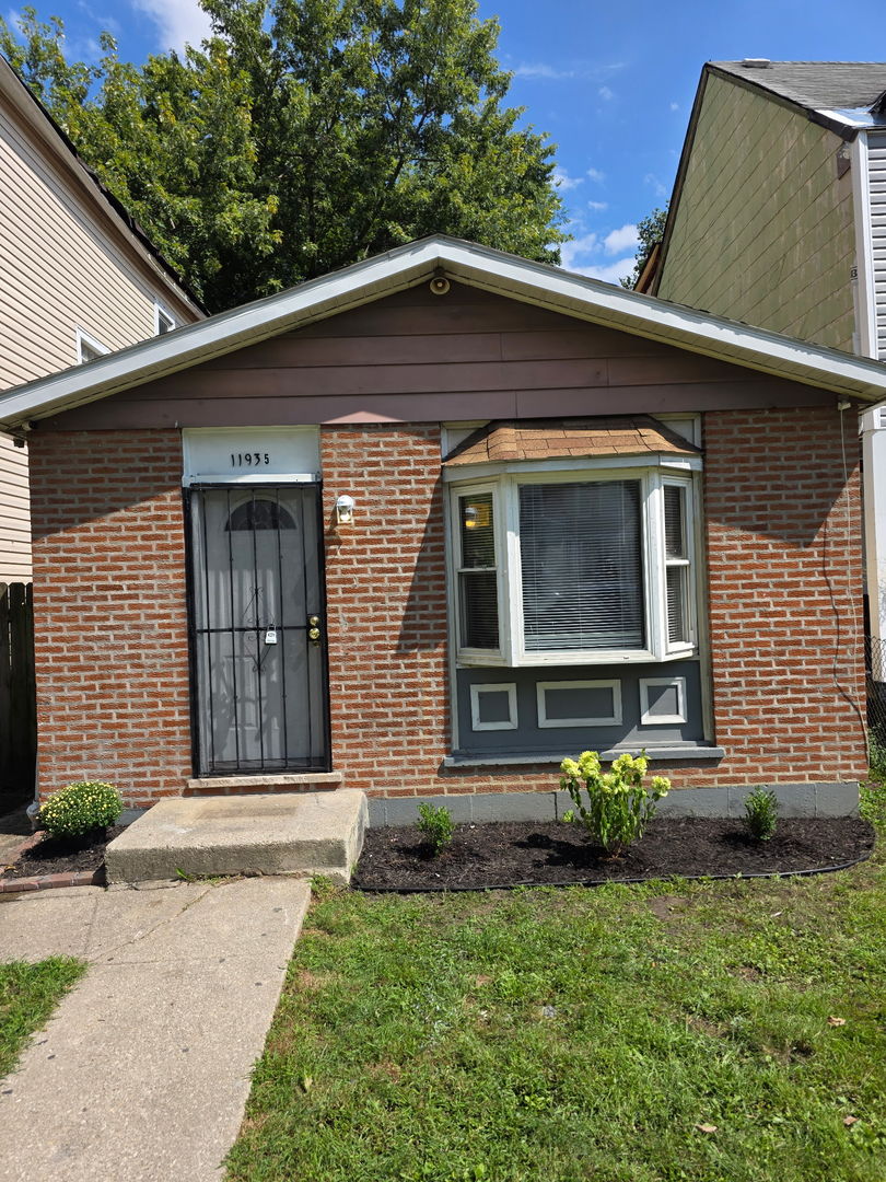 11935 S Wallace Street — photo