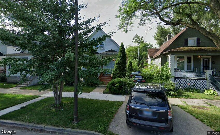 29 W 109th Place — photo