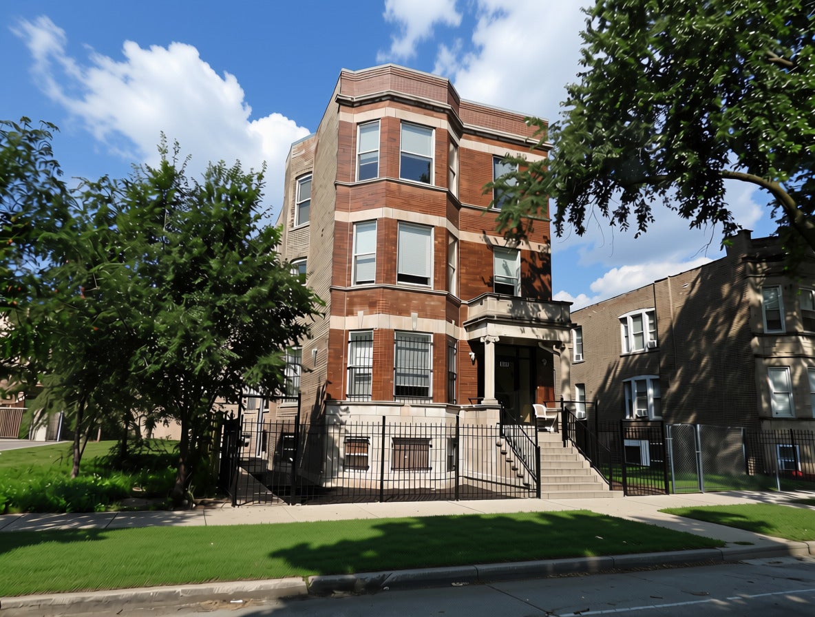 1448 S Hamlin Avenue — photo