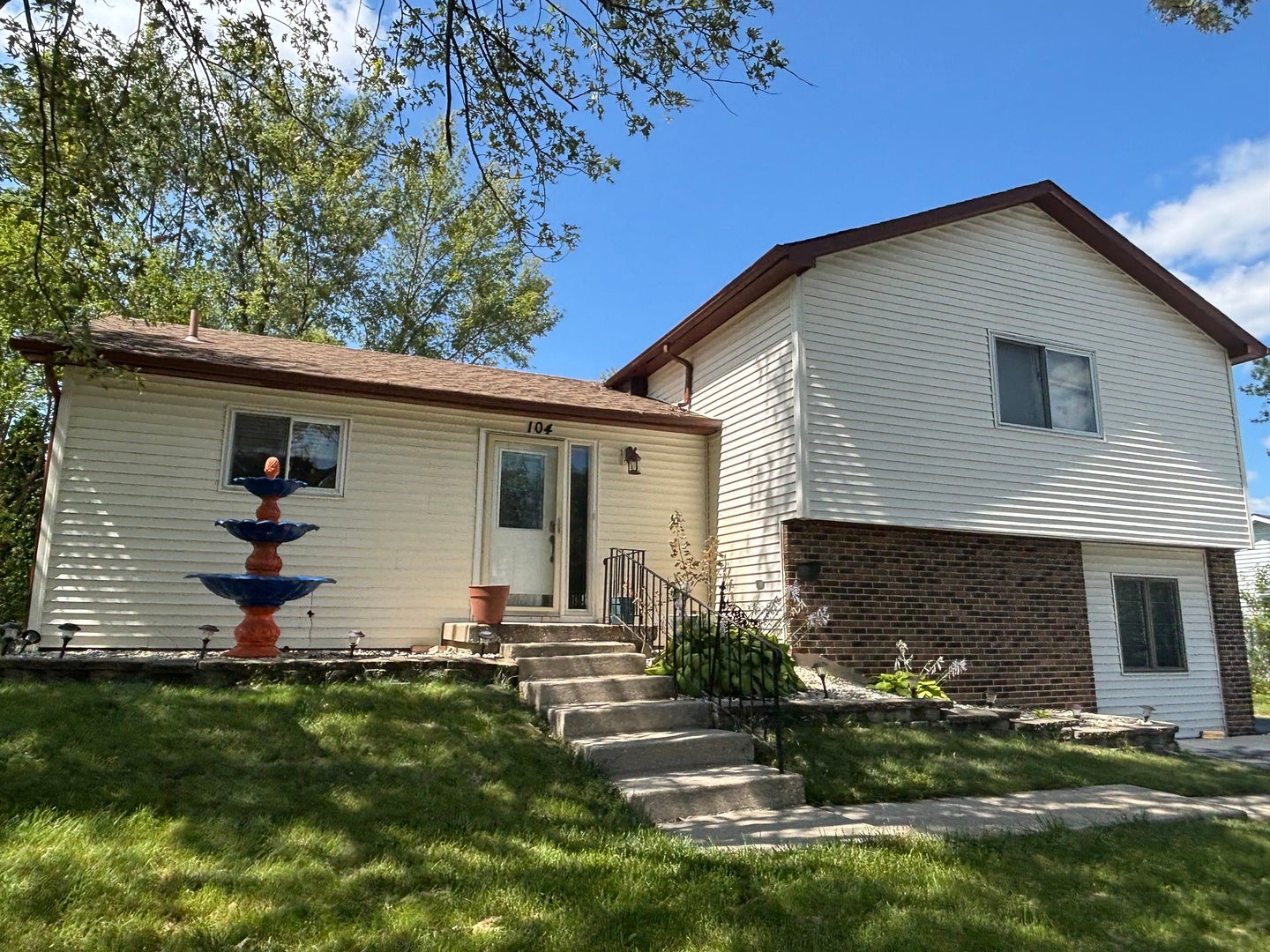 104 Pheasant Road — photo