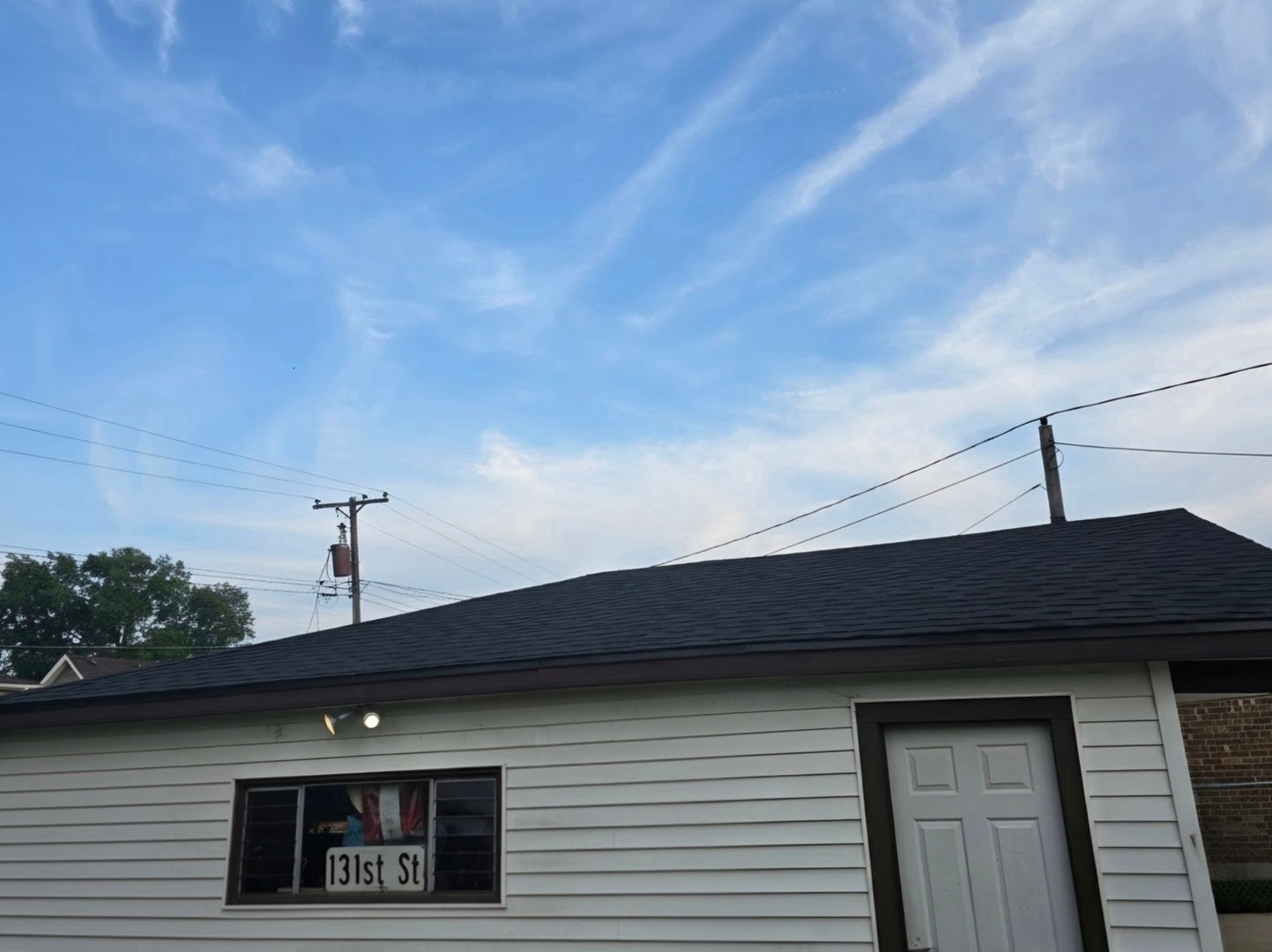 Home in Crestwood, IL 60418 — photo 2