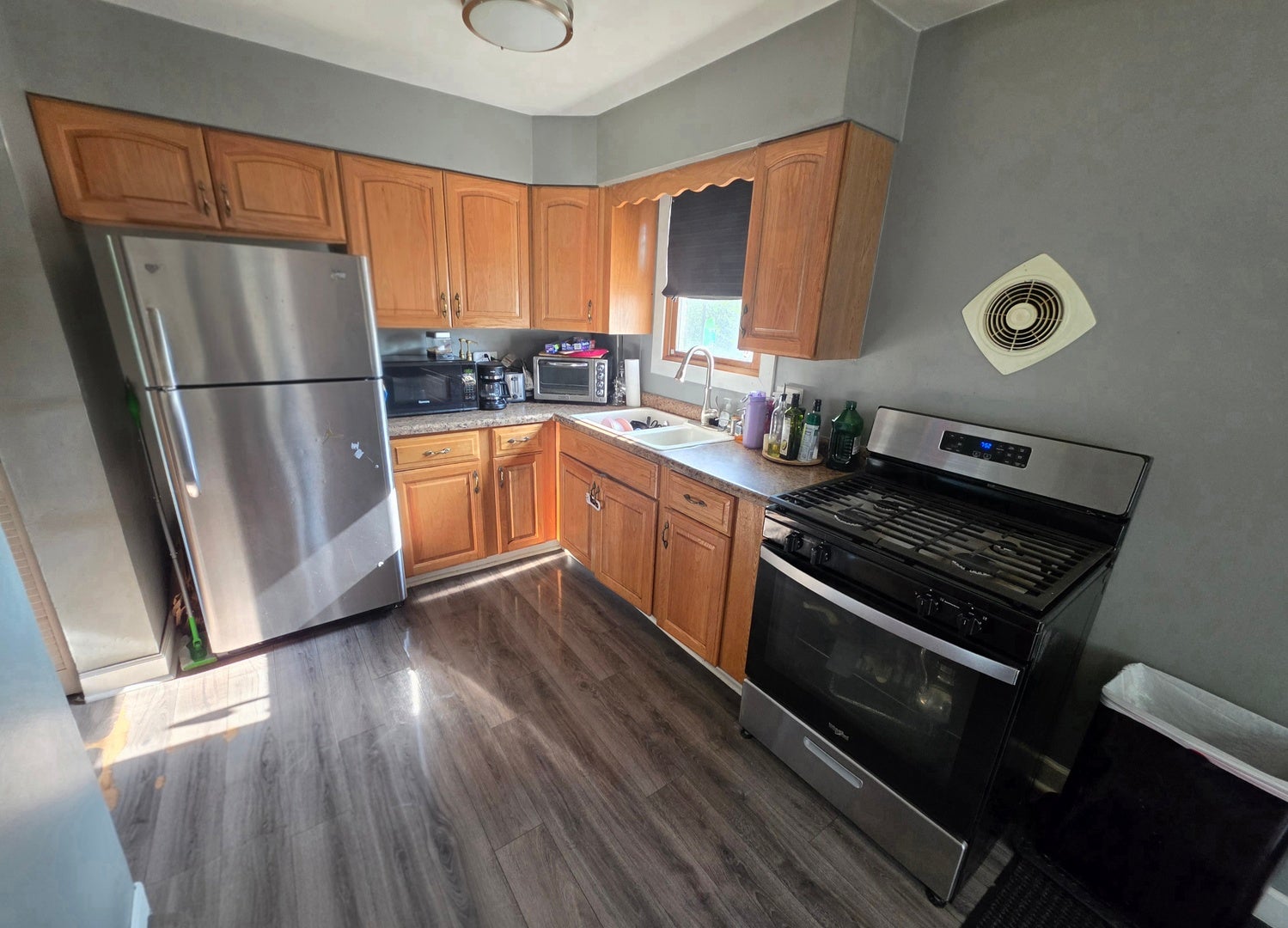 Home in Crestwood, IL 60418 — photo 3