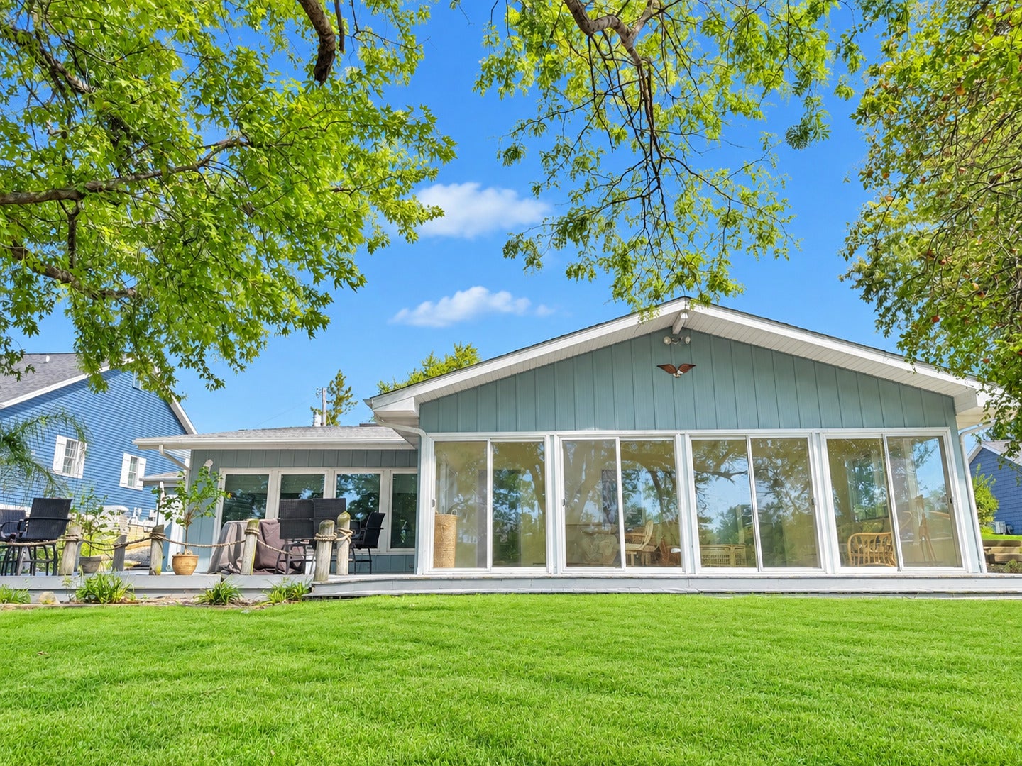 1612 Lakeview Drive — photo