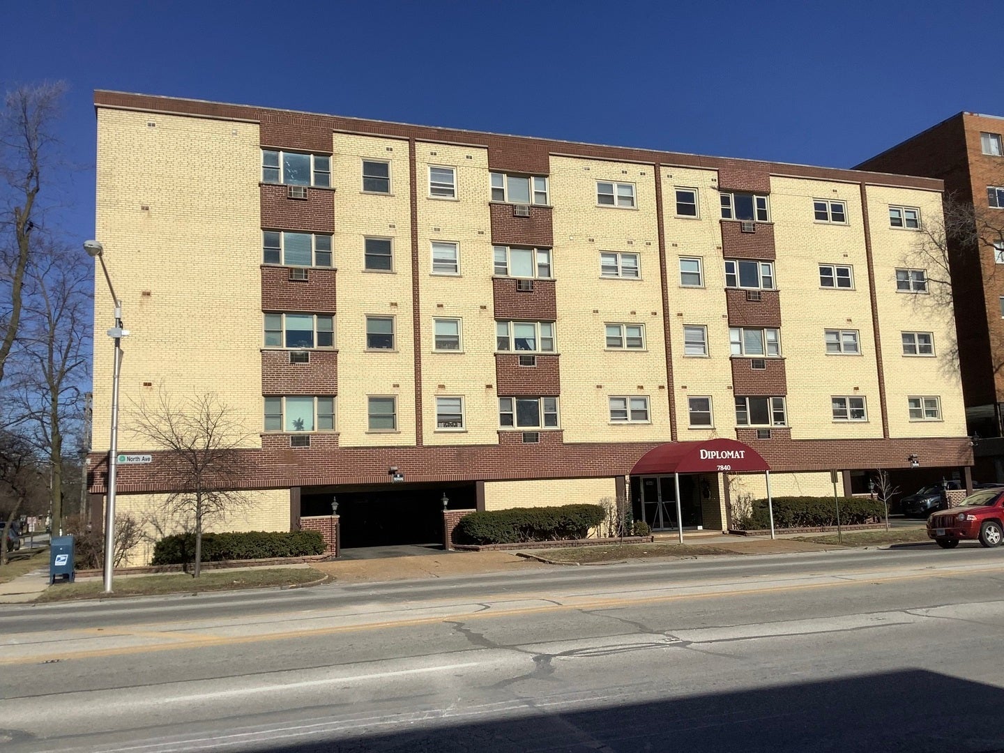 7840 W North Avenue 4I — photo
