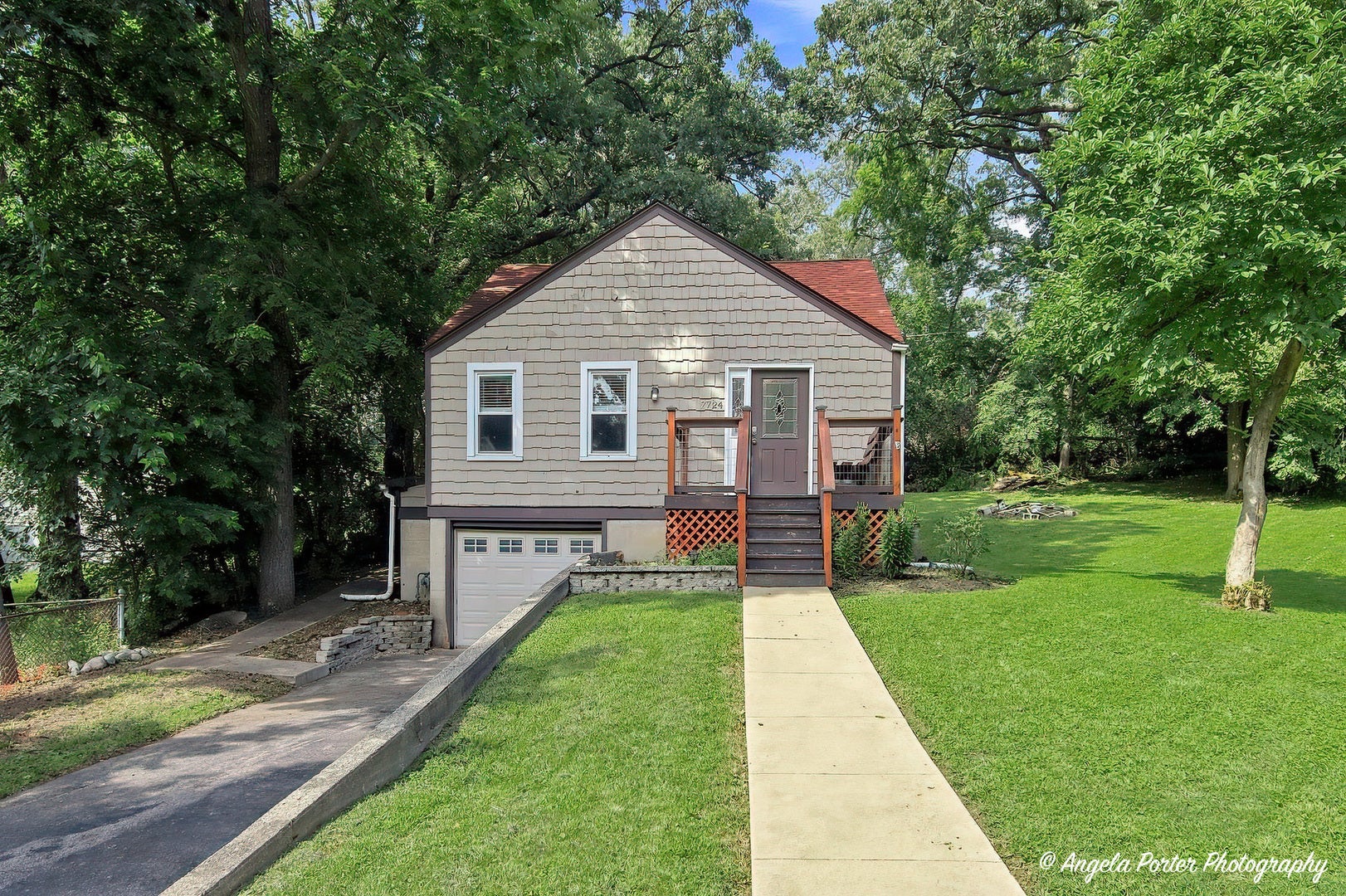 7724 S Oak Road — photo