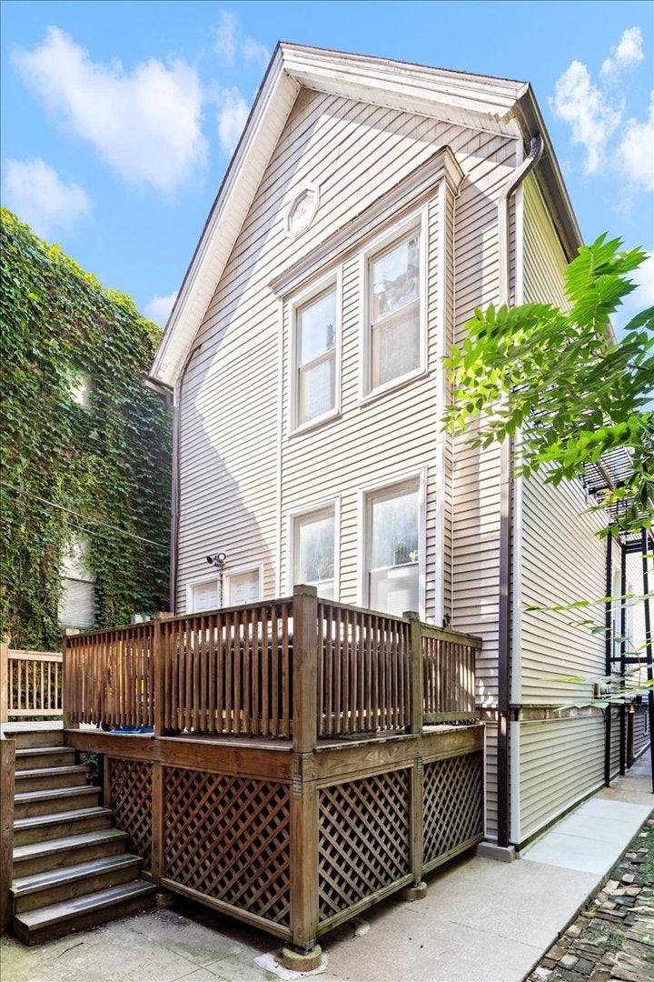 644 W Briar Place 2R — photo