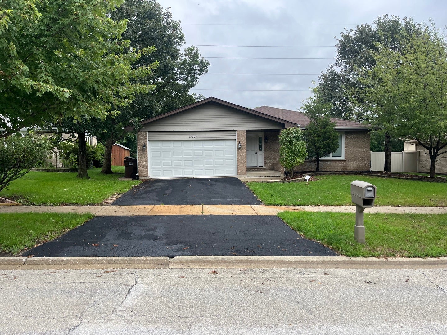 17007 Marilyn Drive — photo
