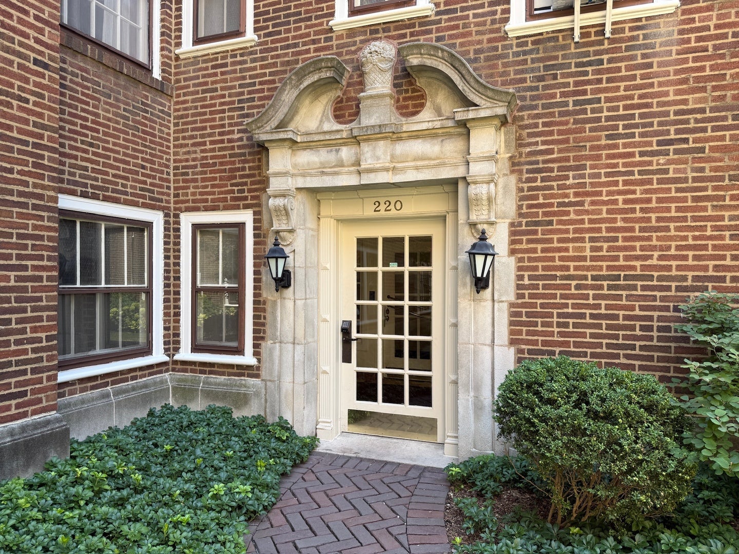 220 S Maple Avenue 42 — photo