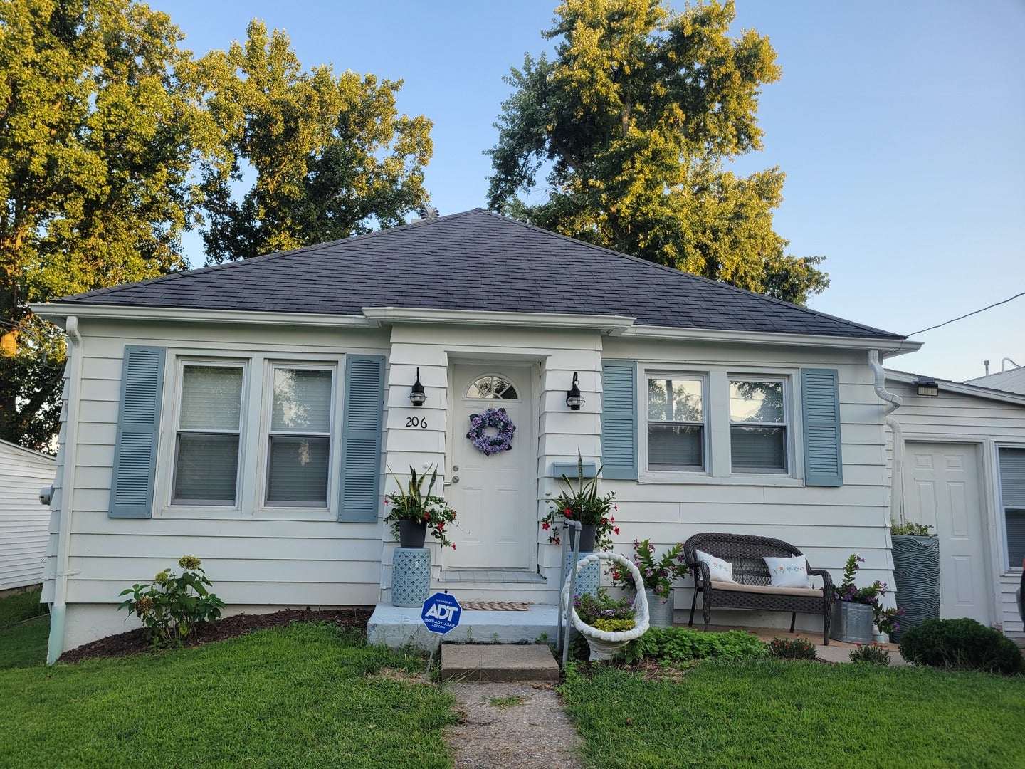 206 Freeman Street — photo