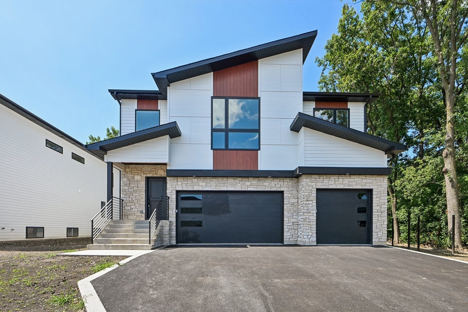 134 Pine Lane — photo