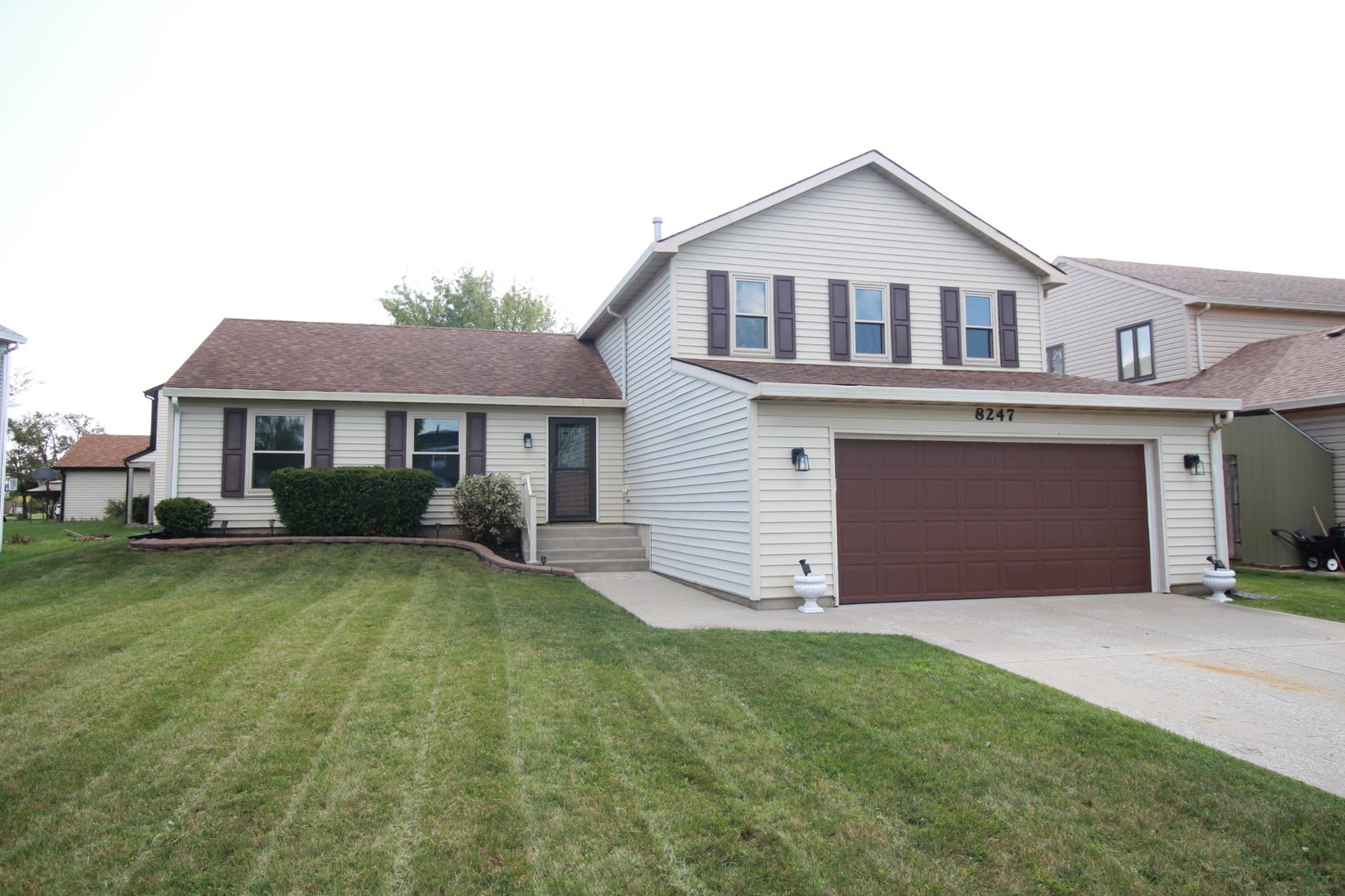 8247 W Wintergreen Drive — photo