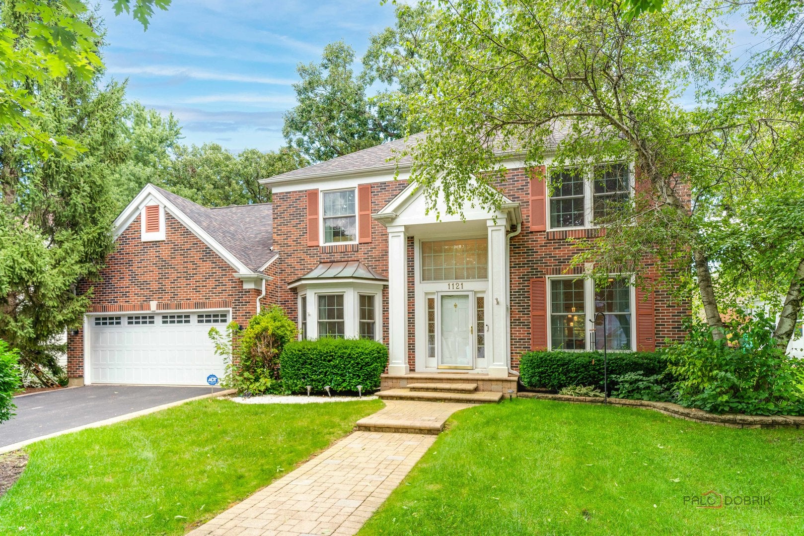 1121 Williamsburg Circle — photo