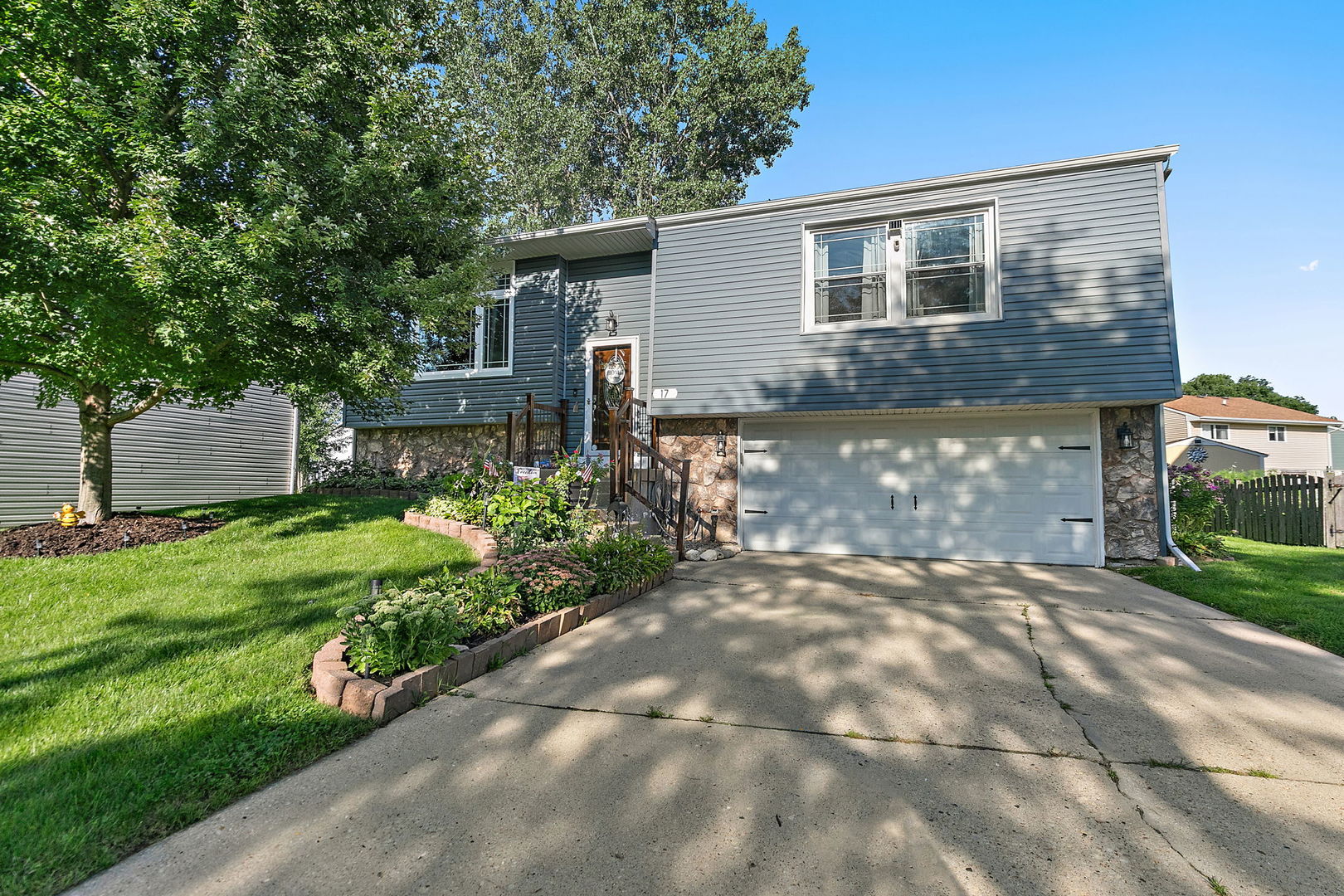 17 Joslyn Drive — photo