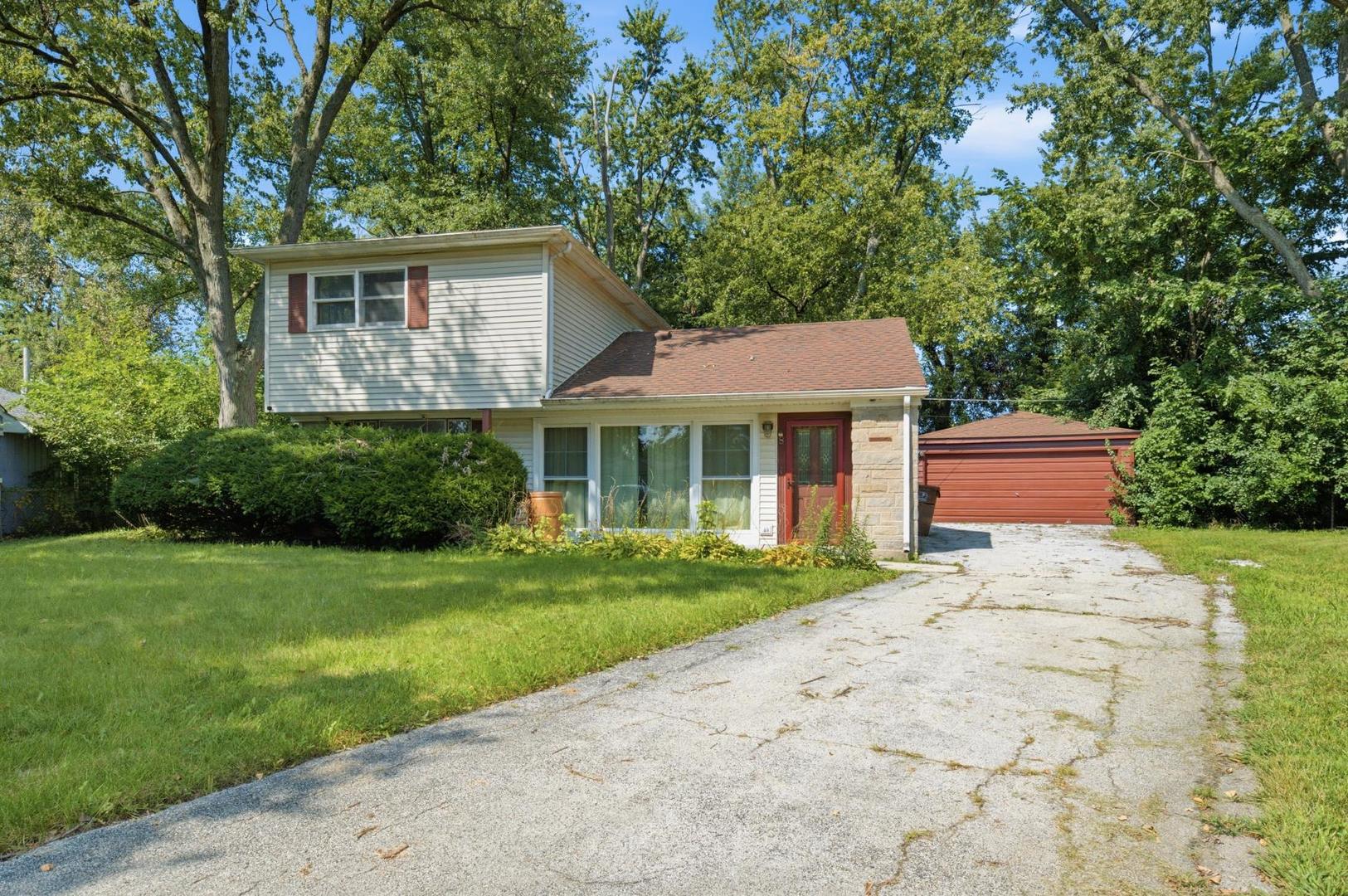 8 Mantua Court — photo