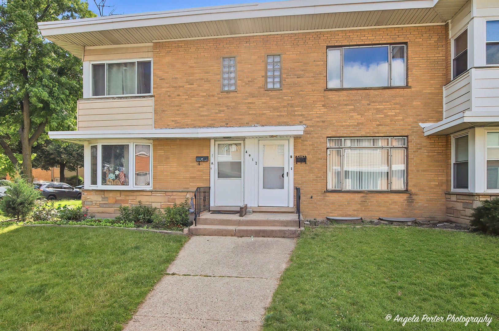 4912 Crain Street E B — photo