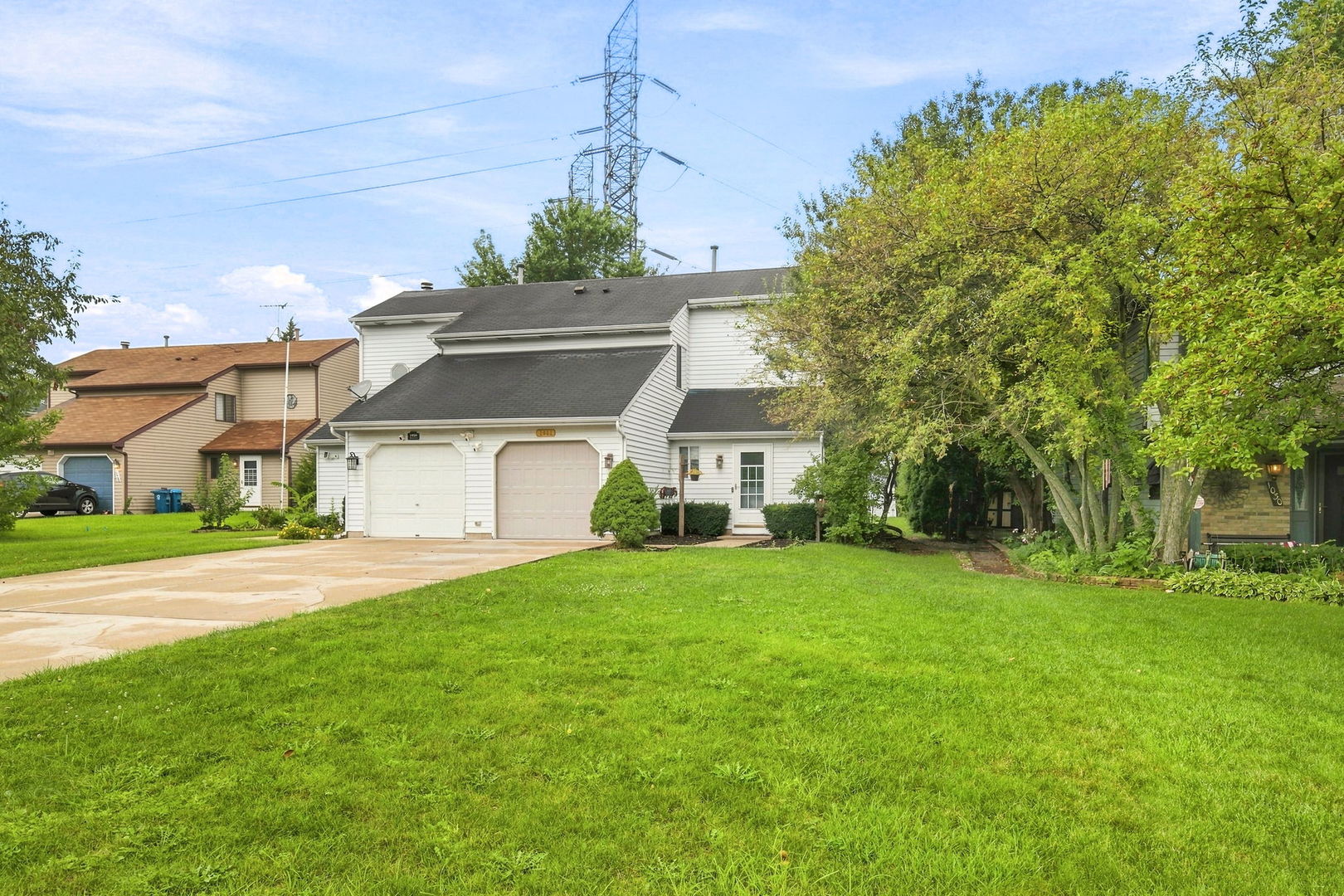 Home in Aurora, IL 60505 — photo 3