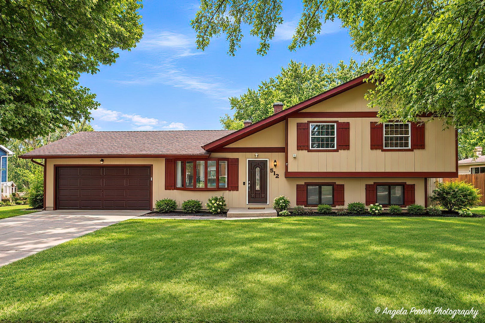 512 Silbury Court — photo