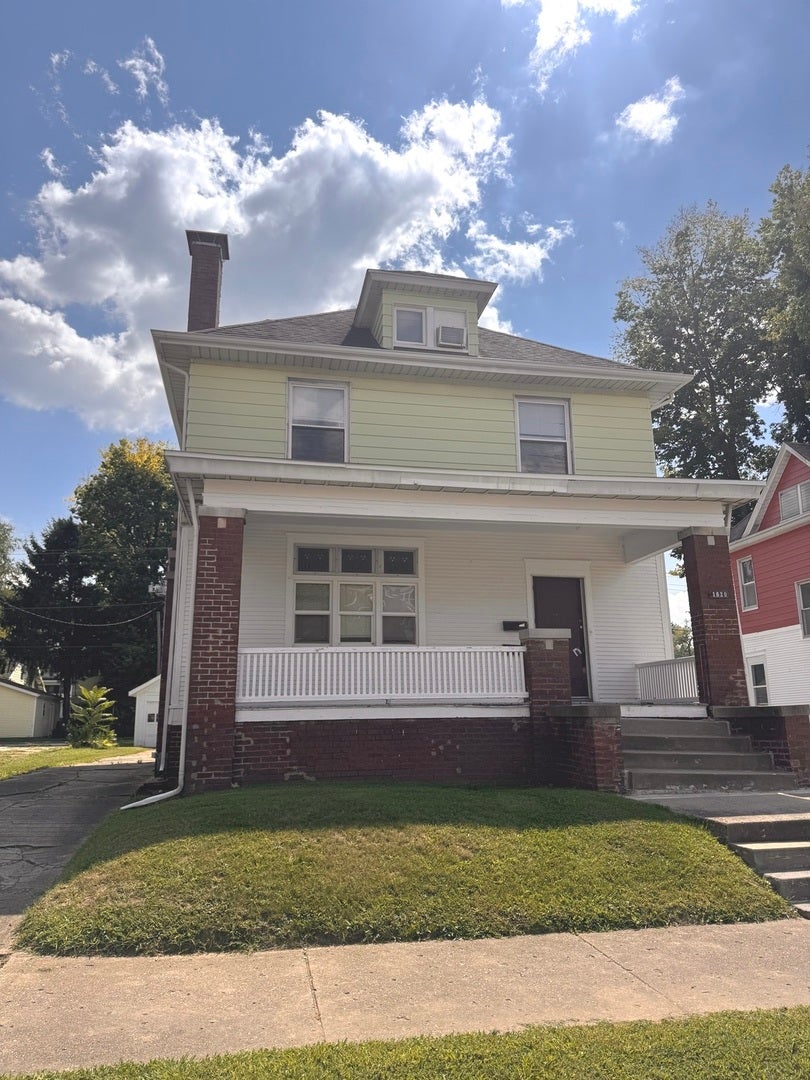 1620 W Fredonia Avenue — photo