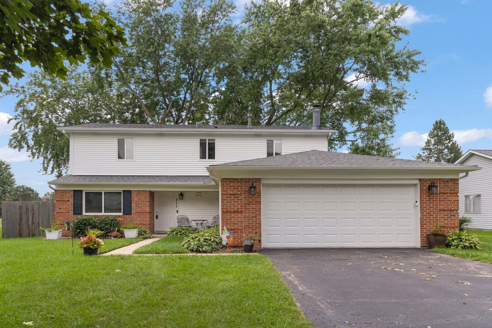 311 Thistle Drive — photo
