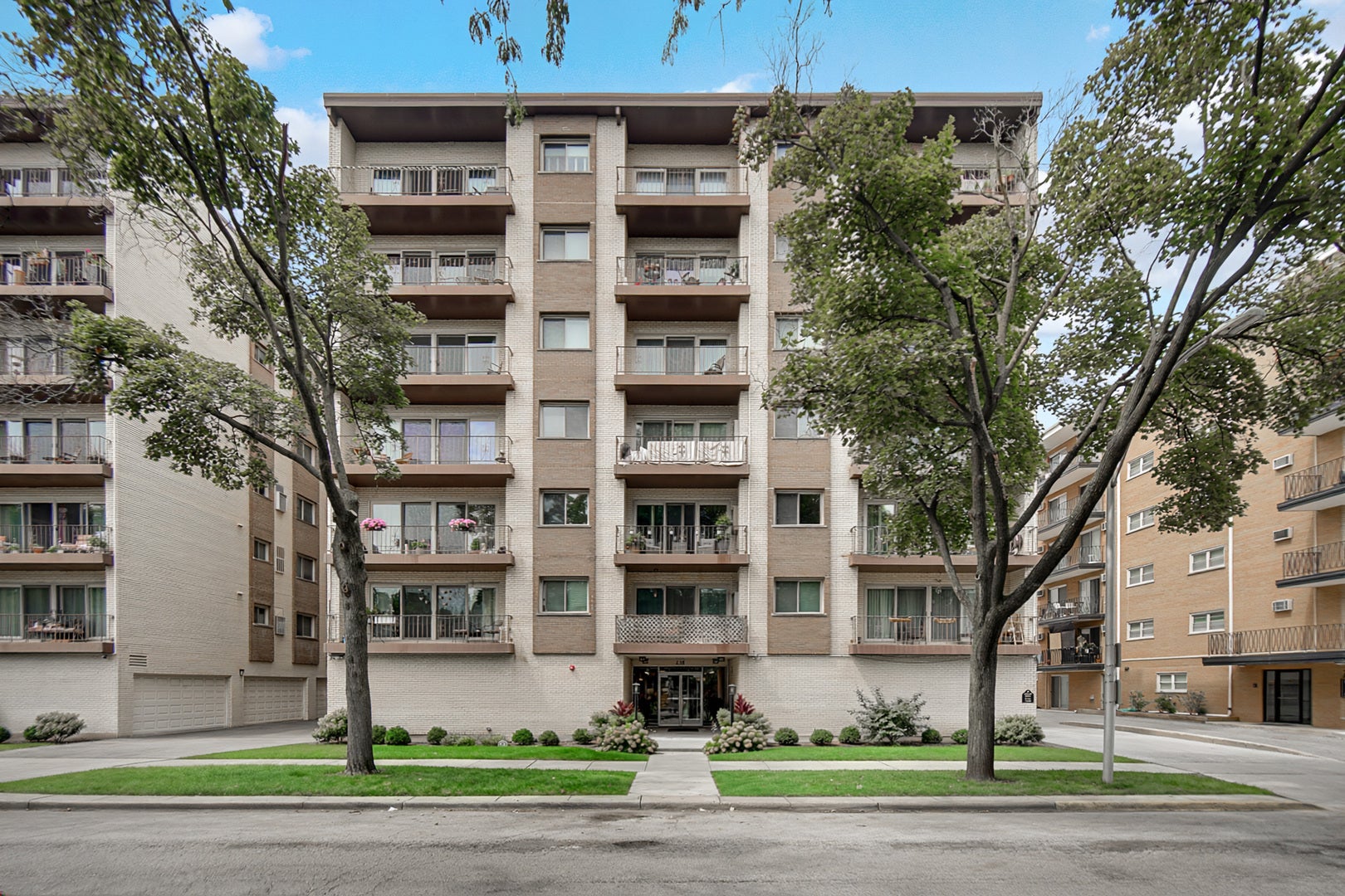 235 Marengo Avenue 3E — photo