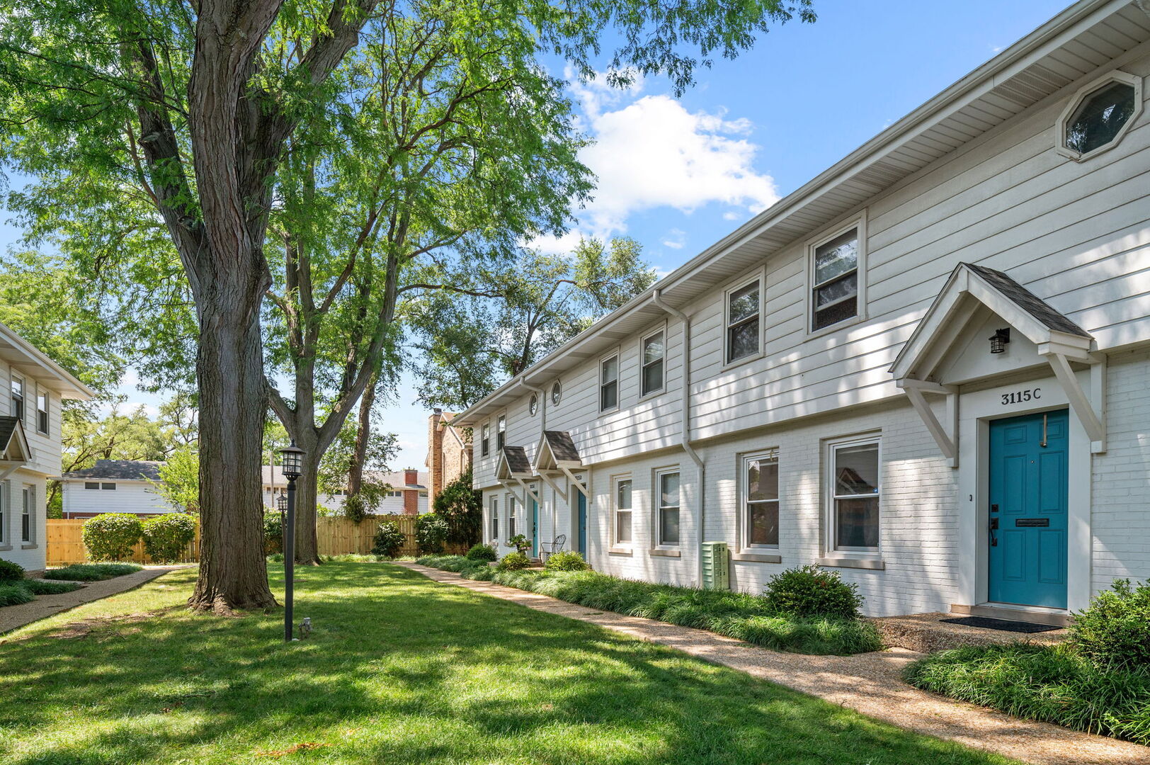 3115 Lake Avenue C — photo