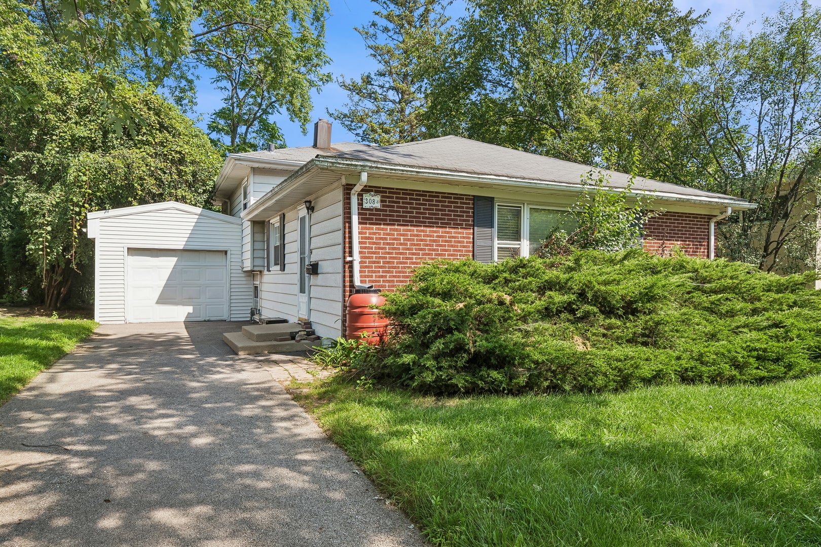 308 Southgate Drive — photo