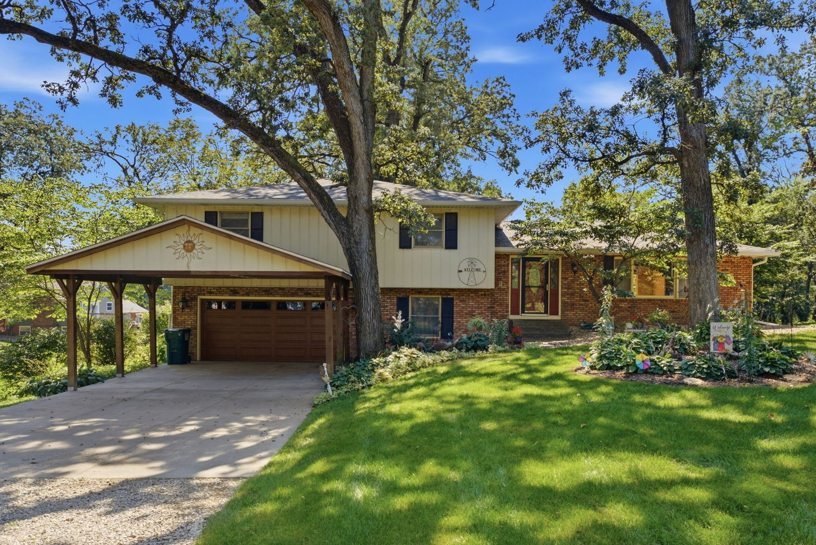 4 Timberlane Drive — photo