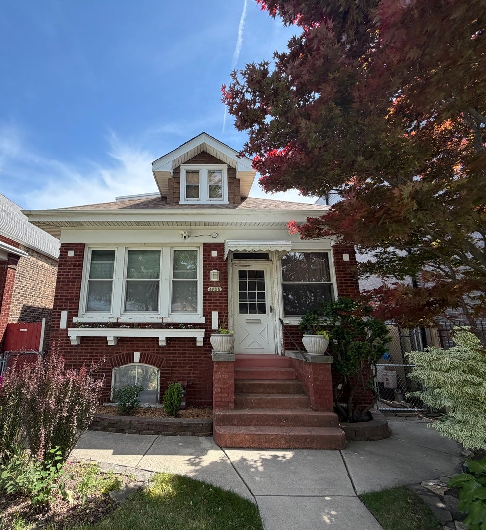 4855 W Hirsch Street — photo
