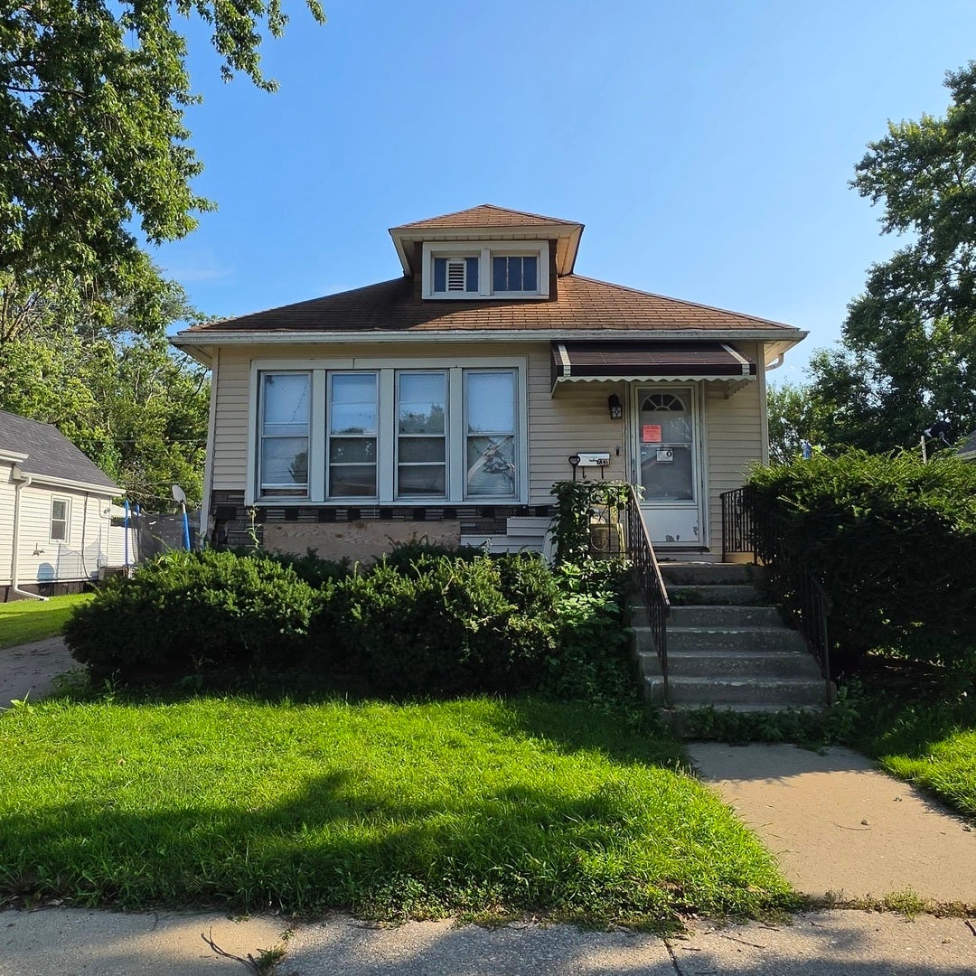 2331 Desplaines Street — photo