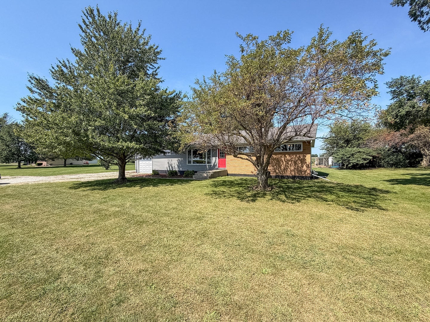 2066 County Road 3000 — photo