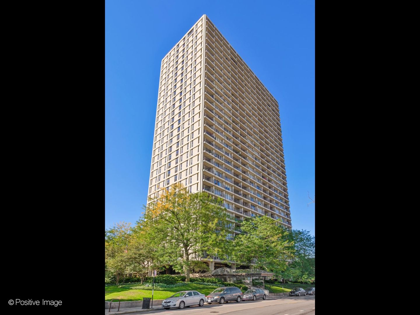 1960 N Lincoln Park West 2103 — photo