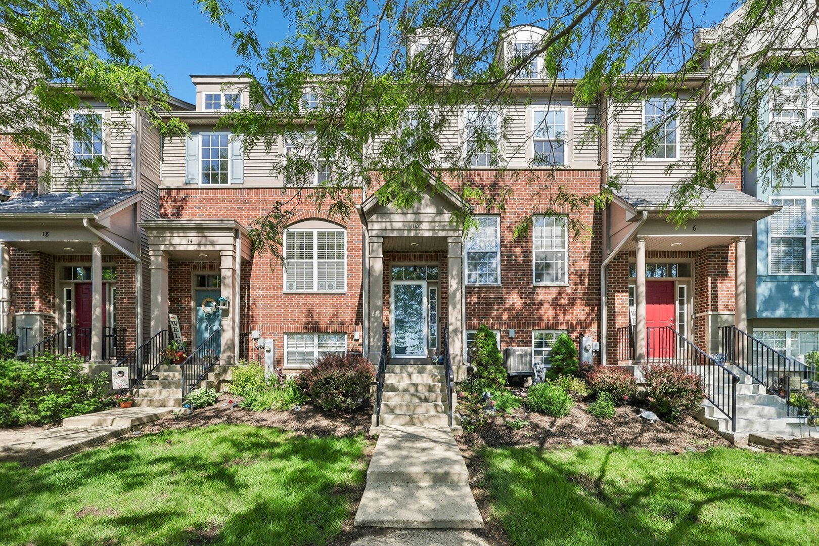 10 Thomas Court — photo