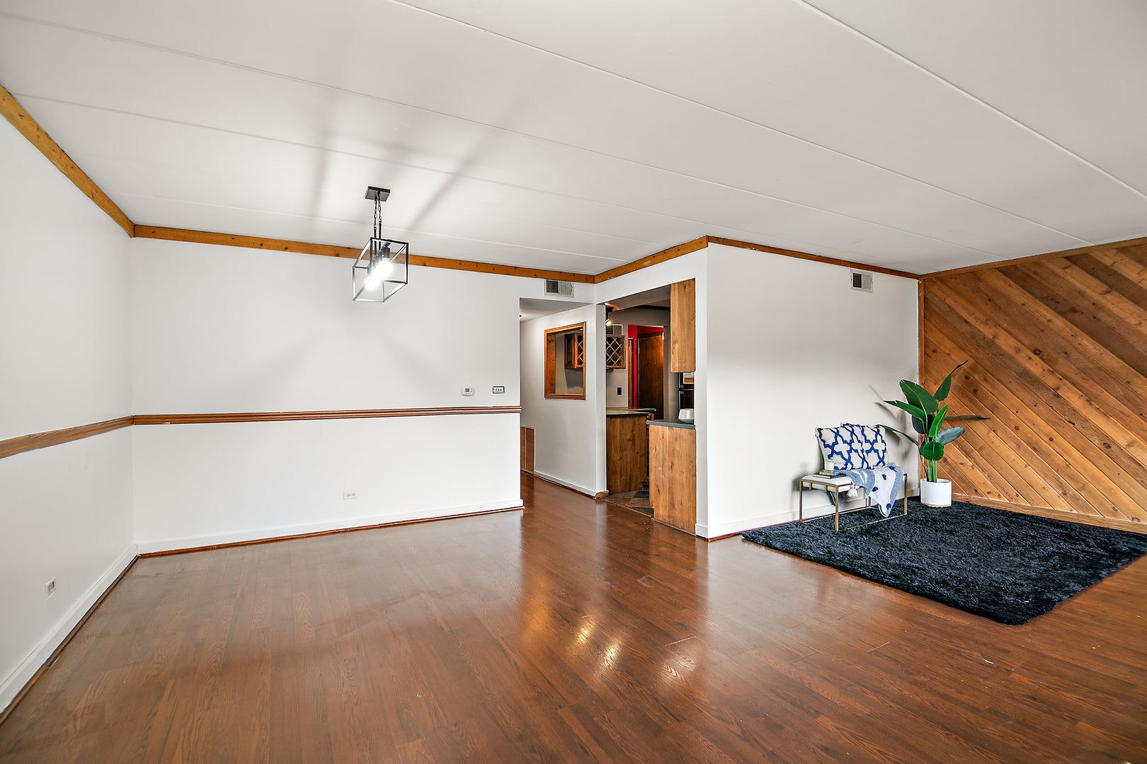 9608 W Higgins Road 2C — photo