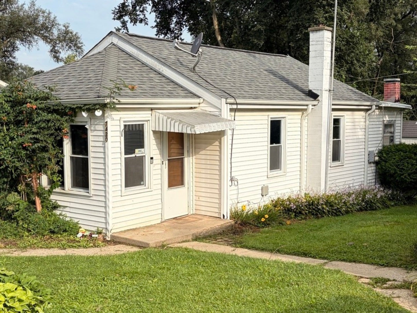 7420 Maple Drive — photo