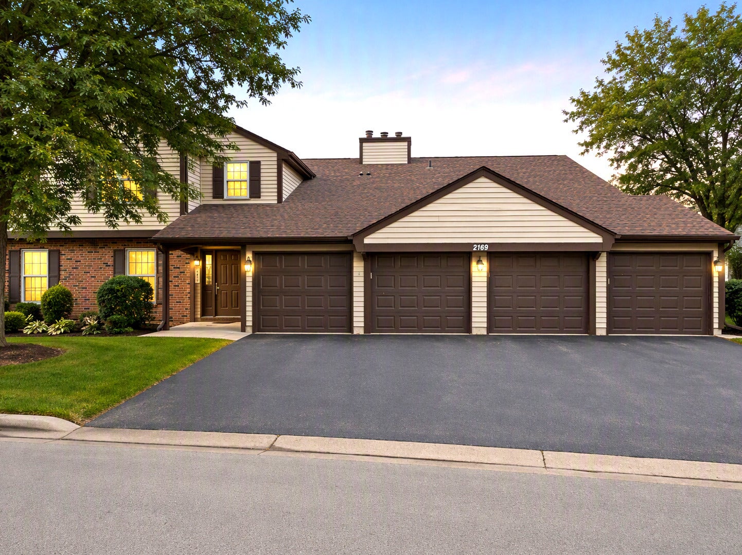 2169 Sunderland Court 201B — photo