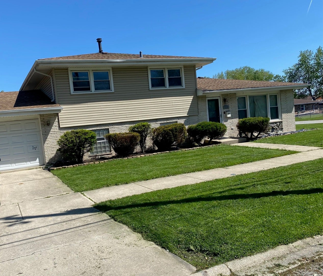 15760 Church Drive — photo