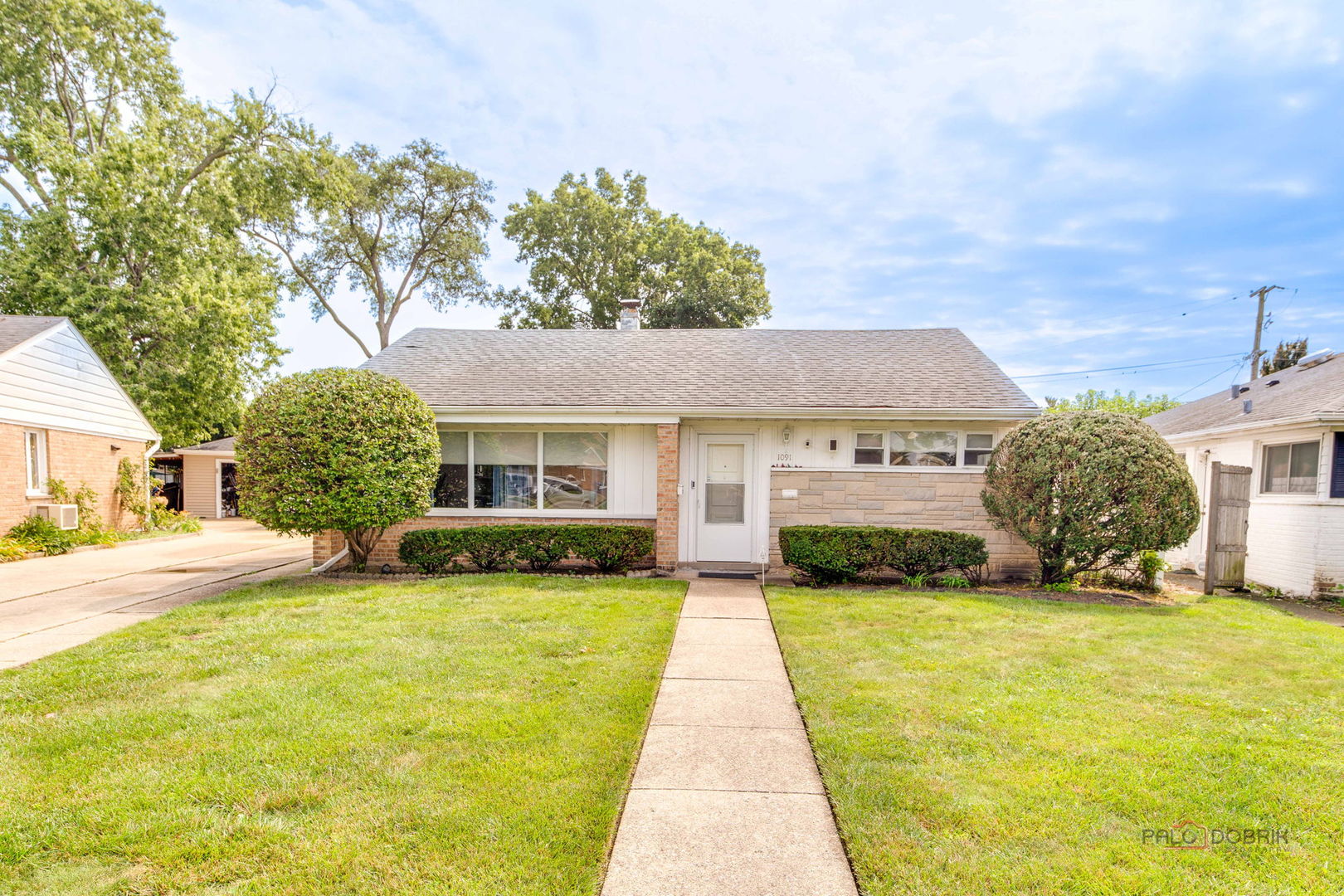 1091 E Villa Drive — photo