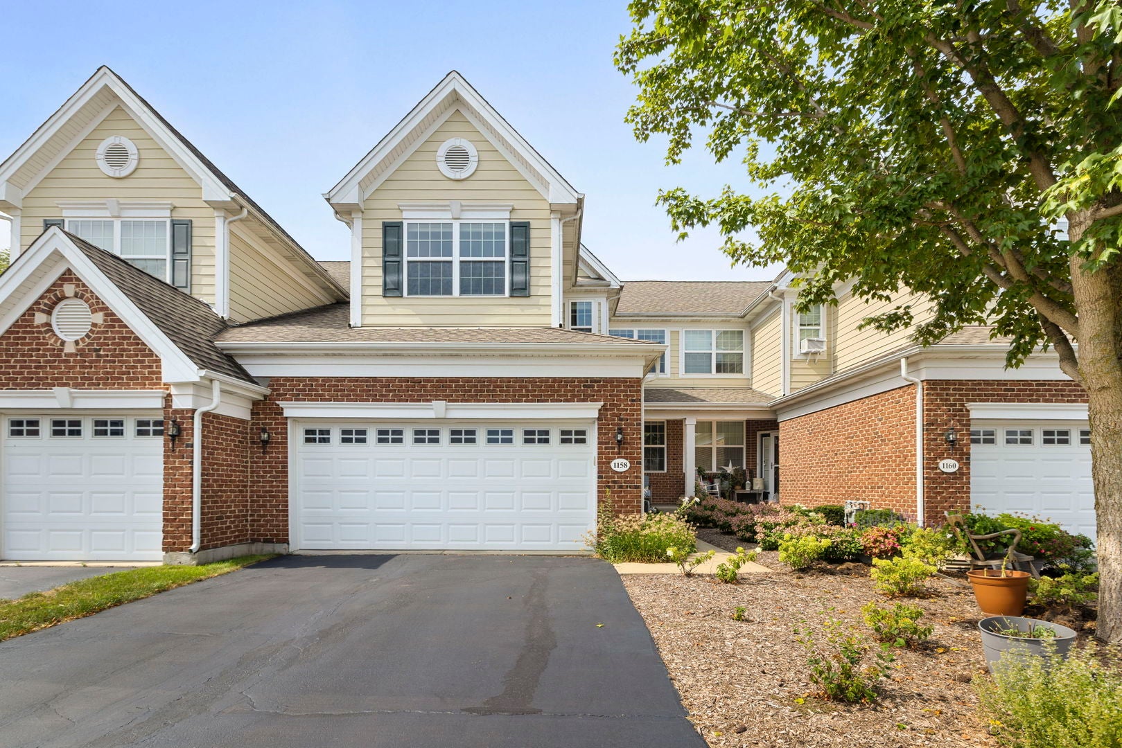 1158 Falcon Ridge Drive — photo