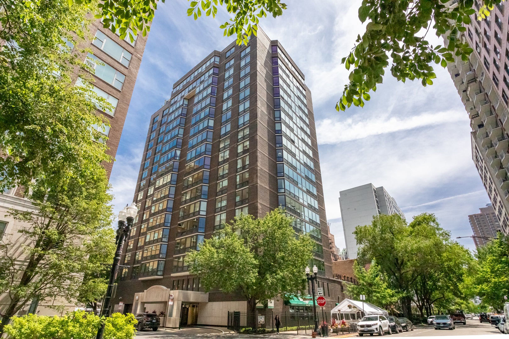 21 W Goethe Street 18Gh — photo