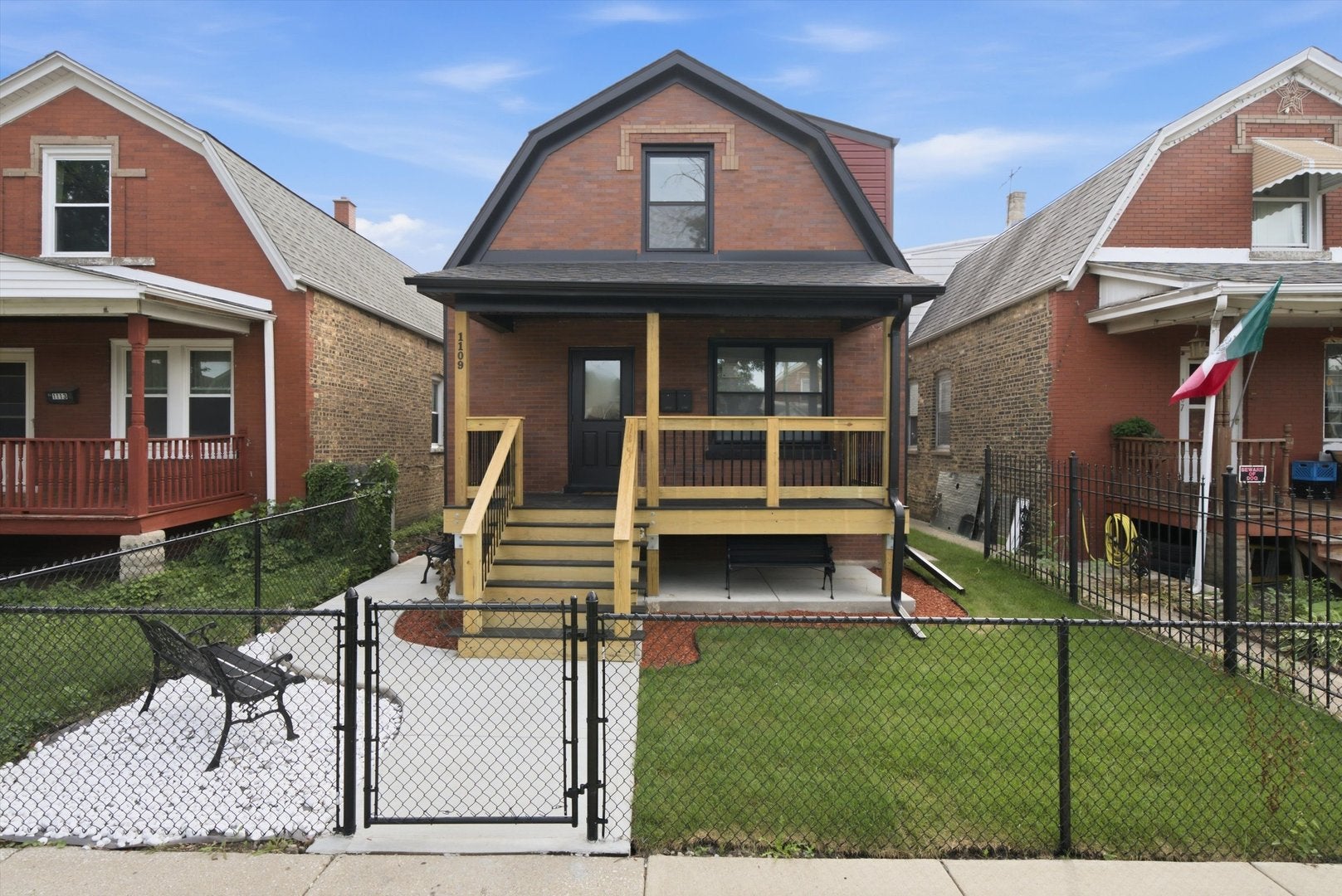 1109 N Kedvale Avenue — photo